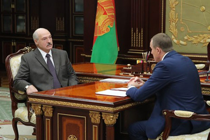 Лукашенко впервые после «инсульта» появился на публике