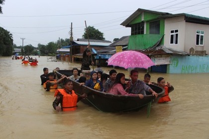 Наводнения оставили без домов тысячи жителей Мьянмы