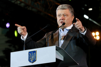 Порошенко пригрозил препятствующим вступлению Украины в НАТО