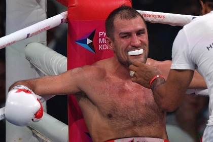 Проигравшему титул чемпиона мира россиянину посоветовали бросить бокс