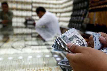 Саудовская Авария реформирует экономику в долг
