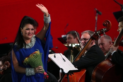 Анну Нетребко не пустили петь для Путина из-за приезда Путина