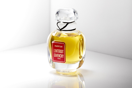 Givenchy выпустил новую версию своего исторического аромата