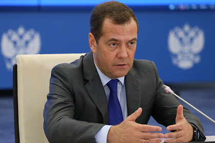 Медведев назвал способ развязать торговую войну