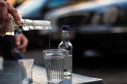На Украине взвинтили цены на алкоголь