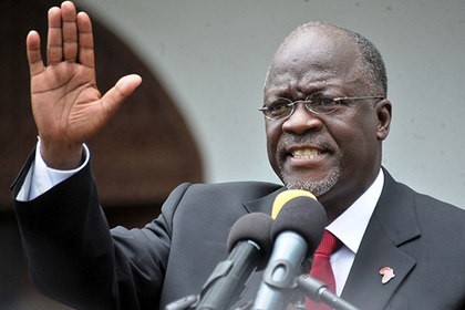 Президент Танзании назвал предохраняющихся от беременности лентяями