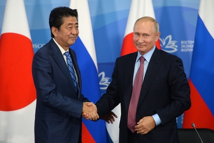 Стало известно о приватной встрече Путина c премьером Японии