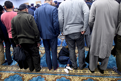 Мусульман осудили за нападение на мусульман в мечети