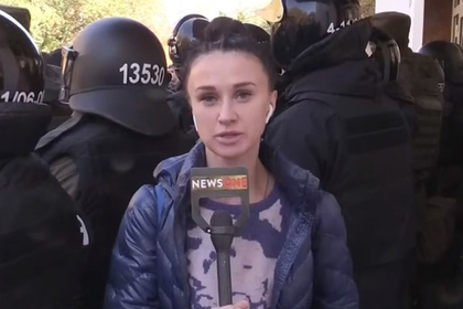 В Киеве радикалы напали на оппозиционную журналистку