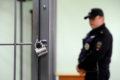 В Петербурге полицейских осудили за шантаж предприятия