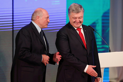 В сети обратили внимание на схожесть рассказов Лукашенко Путину и Порошенко