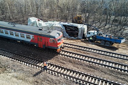 В столкновении поезда и электрички в Москве обвинили машиниста