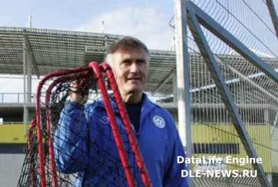 Сборная Эстонии по футболу продлила контракт с главным тренером Тармо Рюйтли