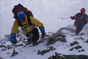 На Эльбрусе нашли сорвавшихся в пропасть альпинистов