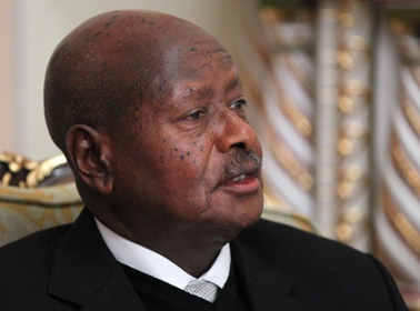 В Уганде прошел «день благодарения» в поддержку «антигейского» закона