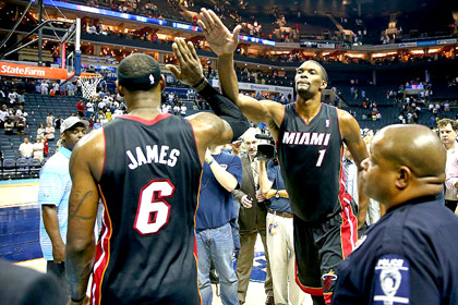 «Майами Хит» первым вышел в 1/4 финала плей-офф НБА