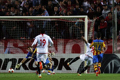 «Севилья» обыграла «Валенсию» в полуфинале Лиги Европы