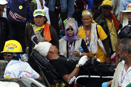Атака на лагерь протестующих в Бангкоке унесла жизни двух демонстрантов