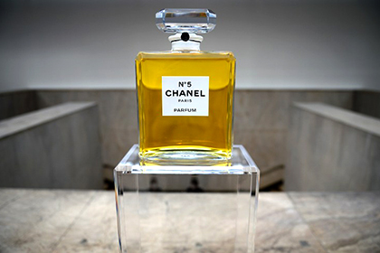 Духи Chanel №5 оказались под угрозой запрета