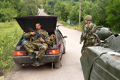 Луганские ополченцы послали подкрепление в Донецк