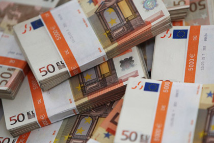 Немецкий пенсионер нашел на улице 18 тысяч евро
