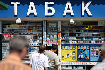 Россиян предложили штрафовать за покупку нелегальных сигарет