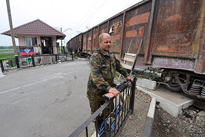 Сторонники ДНР взяли под контроль железную дорогу