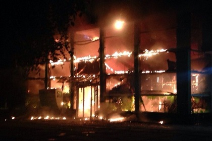 В Мариуполе сожжено здание банка