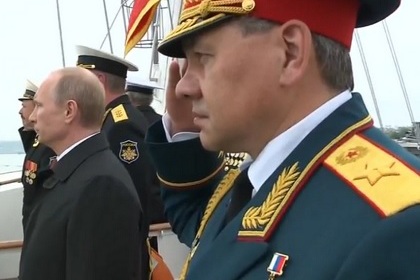 В Севастополе с участием Путина начался парад в честь Победы
