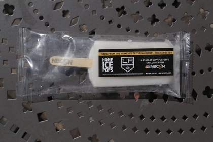 В США приготовили мороженое изо льда стадиона НХЛ