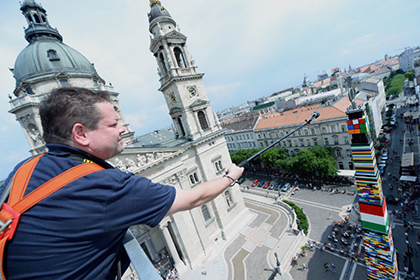 В Венгрии возвели 36-метровую башню из «Лего»