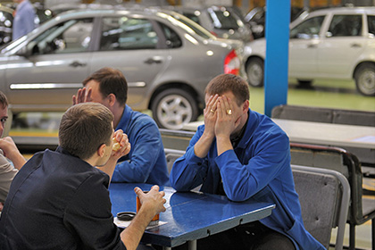 «АвтоВАЗ» сократит в 2014 году 13 тысяч сотрудников