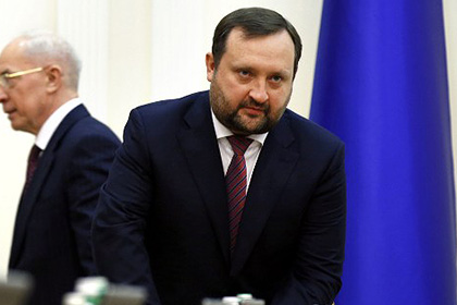 Экс-премьеру Украины предложили «искупить вину кровью»