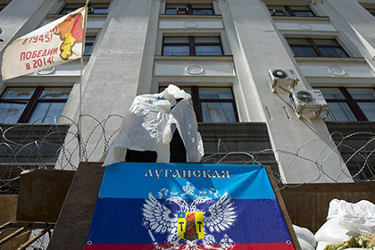Луганская республика проголосовала за союз с ДНР