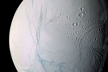 На спутнике Плутона мог существовать подземный океан