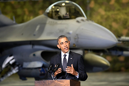Обама запросил миллиард долларов на военную помощь союзникам