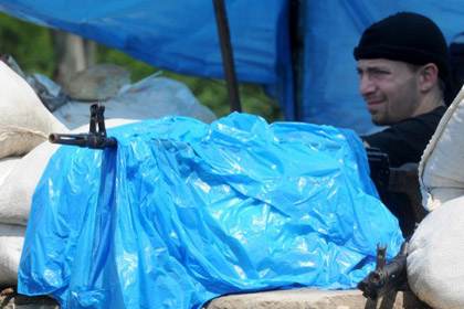 Ополченцы захватили райотдел милиции в Донецке