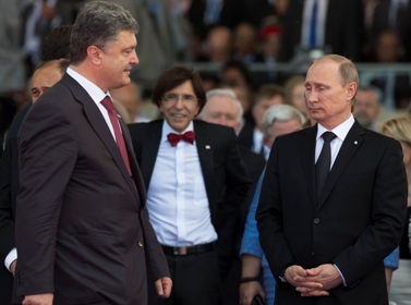 Порошенко рассказал Путину о планах урегулирования на юго-востоке Украины