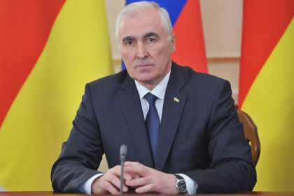 Президент Южной Осетии своим указом признал независимость ЛНР