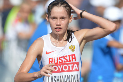 Российскую олимпийскую чемпионку по спортивной ходьбе дисквалифицировали из-за допинга