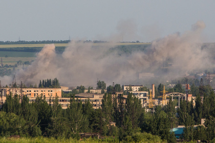 Украинская армия продолжила осаду Славянска и напала на Артемовск