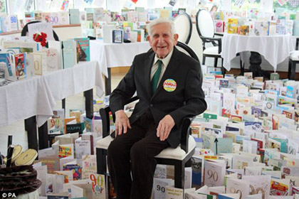 Ветеран получил две с половиной тысячи открыток на 90-летие