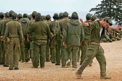 Израильской армии разрешили призвать 40 тысяч резервистов