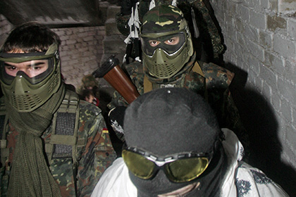Под Киевом милиция задержала полсотни страйкболистов