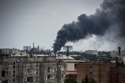 Украинские самолеты атаковали пригород Луганска