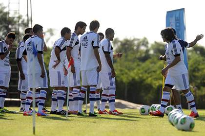 Футбольная сборная Парагвая отказалась ехать в Киев