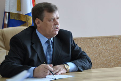 Обвиняемый в халатности мэр Уссурийска ушел в отставку