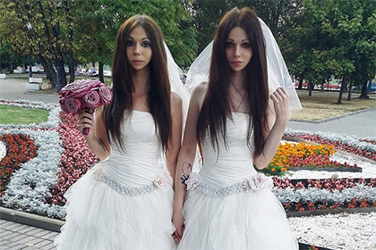 Расписавшиеся в московском ЗАГСе «невесты» сообщили об угрозах
