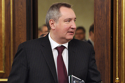 Рогозин призвал подставить Путину плечо