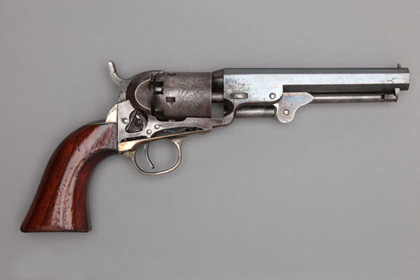 В Казанском аэропорту изъяли револьвер 1849 года выпуска